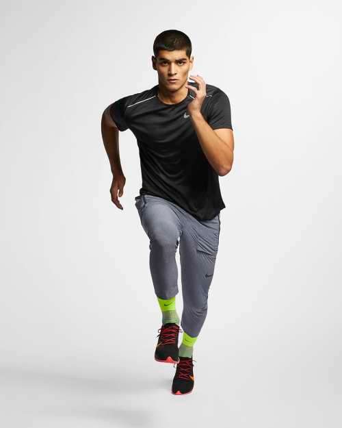 Original Mens NIKE Dri-FIT Miler Short Sleeve Running Top Black AJ7565 010 Size Extra Large