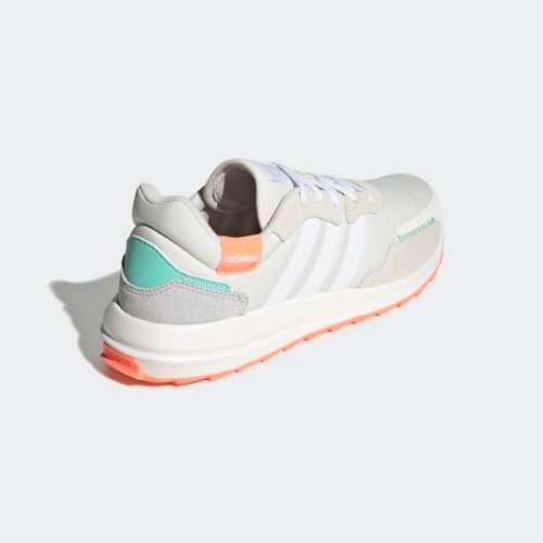 adidas Women's RETRORUN's Chalk White /Cloud White/Signal Coral EH1858 Size UK 7 (SA 7)