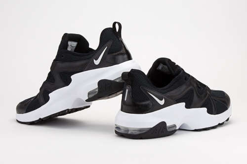 Nike Men's Air MAX Gravitation Black /White AT4525 001 Size UK 7 (SA 7)