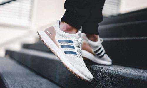 adidas Men's ULTRABOOST 4.0 Show Your Stripes Pearl Tech/ Ash Cloud CM8114 Size UK 10 (SA 10)