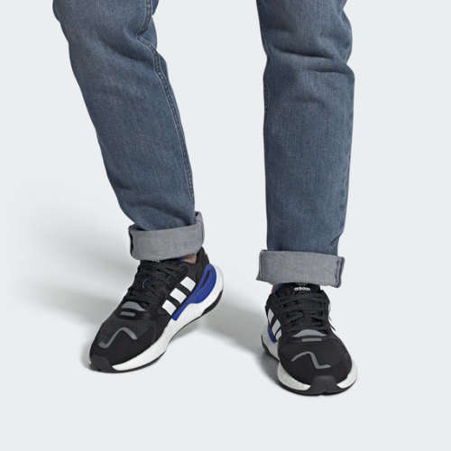 adidas Men`s DAY JOGGER Core Black / White/ Blue FW4041 Size UK 7 (SA 7)