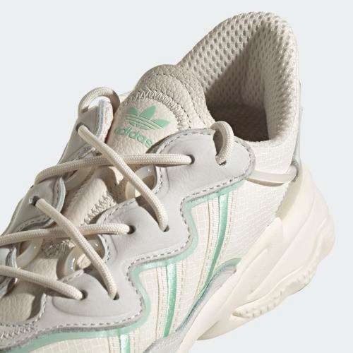 adidas Men's OZWEEGO Chalk White/ Blush Green/ Core Black FV9663 Size UK 10 (SA 10)