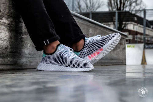 adidas Men's Deerupt Runner Core Black/ Easy Green B28076 Size UK 11 (SA 11)