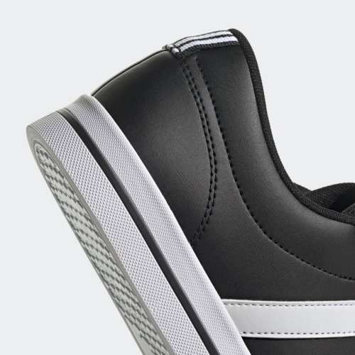 adidas Men`s RETROVULC Core Black / Cloud White / Core Black H02210 Size UK 11 (SA 11)