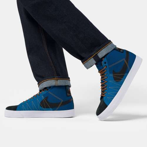 Nike Men`s SB Zoom Blazer Mid Premium Marina / Black DC8903 400 Size UK 9 (SA 9)
