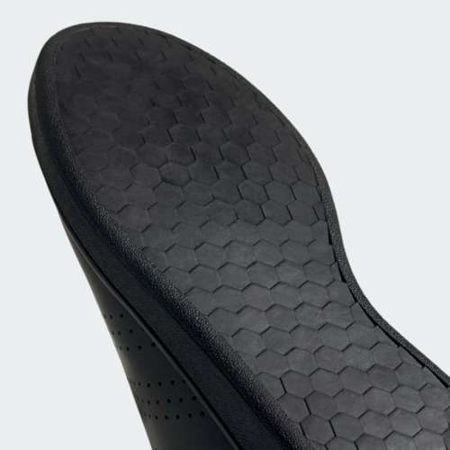 adidas Men`s ADVANTAGE BASE  Core Black / Grey Six EE7693 Size UK 8.5 (SA 8.5)