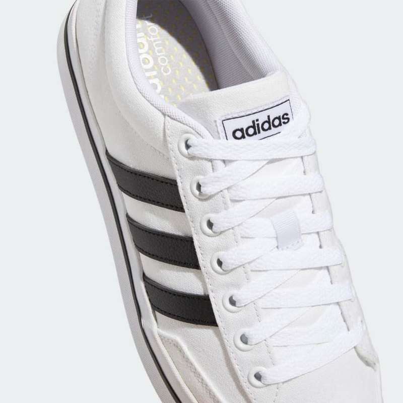 adidas RETROVULC SKATEBOARDING Cloud White / Core Black GW8367 Size UK 10 (SA 10)