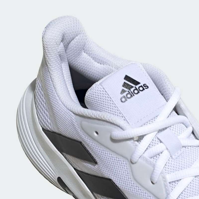 adidas COURTJAM CONTROL Cloud White / Core Black GW2984 Size UK 11 (SA 11)