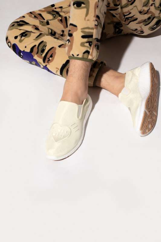 adidas Men`s PURE SLIP-ON HUMAN MADE CREAM WHITE GX5203 Size UK 11 (SA 11)