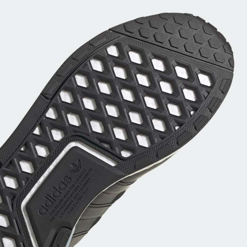 adidas Men`s NMD_V3 Core Black/ Cloud White/ Grey Six HP4316 Size UK 6 (SA 6)