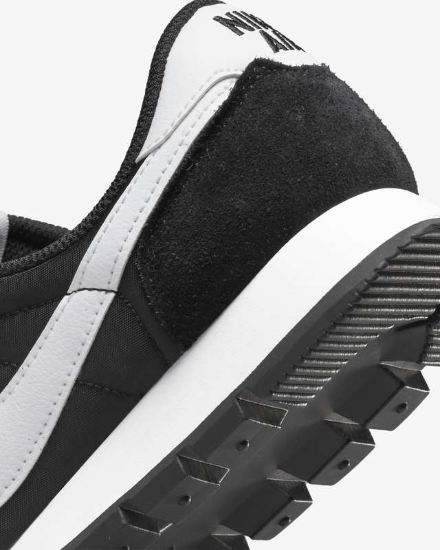 Nike Men`s Air Pegasus 83 Black/White DH8229 001 Size UK 7 (SA 7)