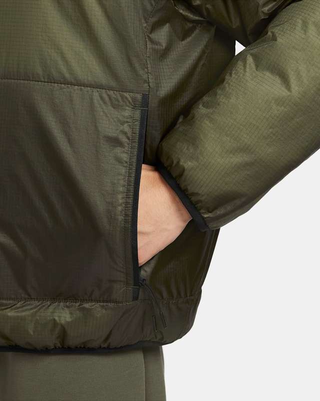 Nike Men`s Sportswear Tech Therma-FIT Loose Insulated Jacket Cargo Khaki FB7858 325 Size Medium