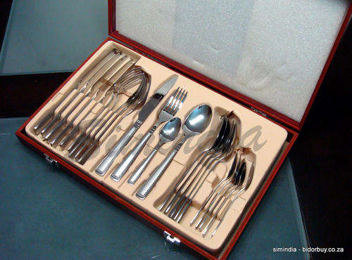 New Arrivals - 24 pcs Stainless Steel Cutlery Set in Wooden Presentation BOX