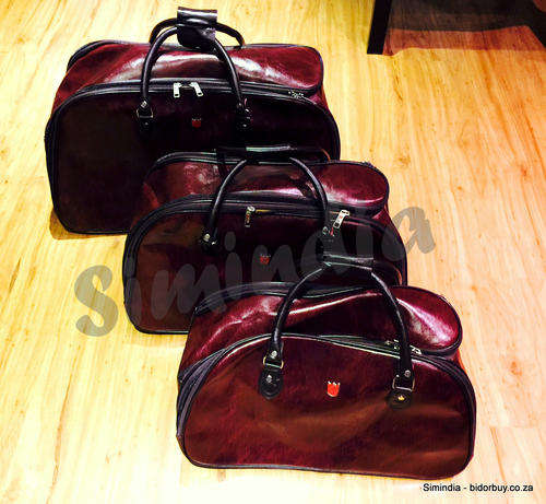 Set of 3 High Quality Duffle Luggage Bags with Roller Wheels Light Weight
