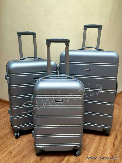 Set of 3 Suitcases Travel Trolley Luggage, ABS with Universal Wheels - Travel in Style - SILVER