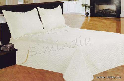 3 Piece King Size Superior Quilted Poly Cotton Bedspread  (240 cm x 240 cm)