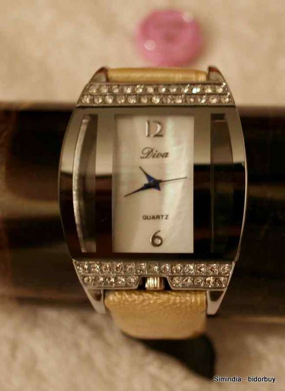 Diva fashion watch in beautiful box