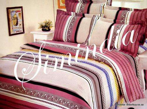New Arrivals Excellent Quality Soft poly cotton  Queen 6 pcs Printed Duvet Cover Set