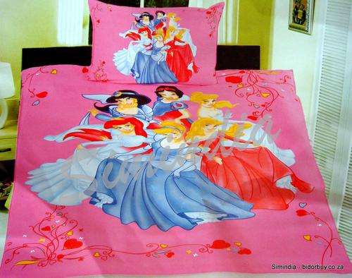 Just for You Princess Awesome Girls bed set Quilted sheet with Dolls and 2 pillow cases
