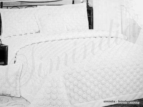 Queen size Bedspread Superior Luxurious Polycotton embossed 6 Piece