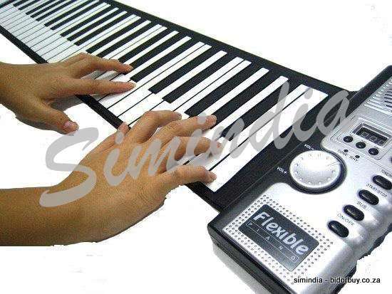 61KEYS DIGITAL ROLLUP PORTABLE MIDI SOFT KEYBOARD PIANO