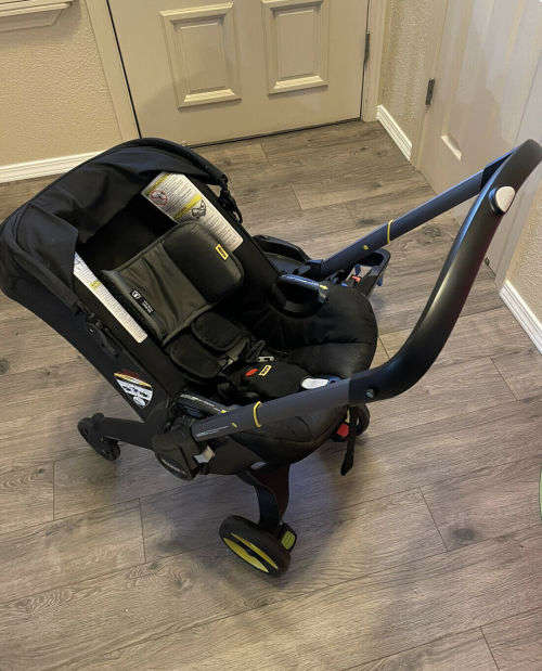 Doona Car Seat and Stroller Nitro Black
