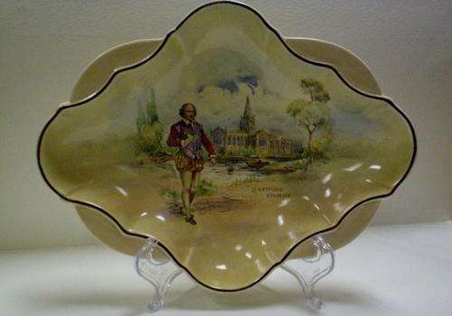 ROYAL DOULTON  UNUSUAL BOWL, FROM THE HISTORIC ENGLAND SERIES FEATURING SHAKESPEARE AND STRATFORD CH
