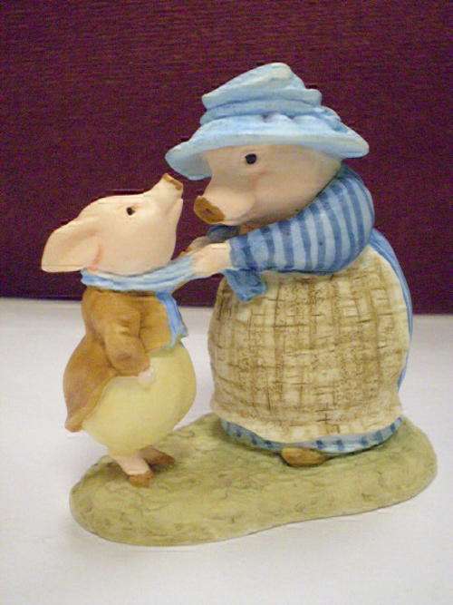 BEATRIX  POTTERS  - AUNT PETTITOES & PIGLING BLAND