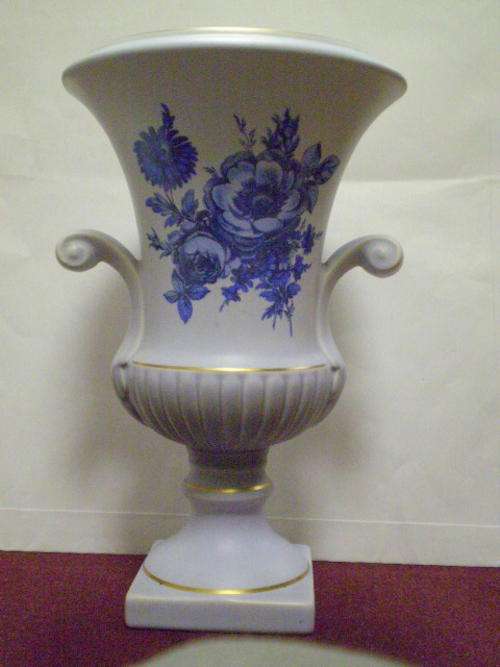 PAIR OF FLORA GOUDA -HOLLAND - LARGE URNS- BARGAIN !!!