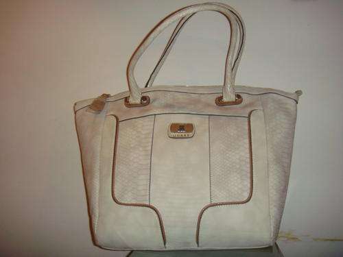 Guess Handbag Jemima Carryall Stone Multi *****Free Shipping using SAPO- RSA Only (5 - 7 Days)