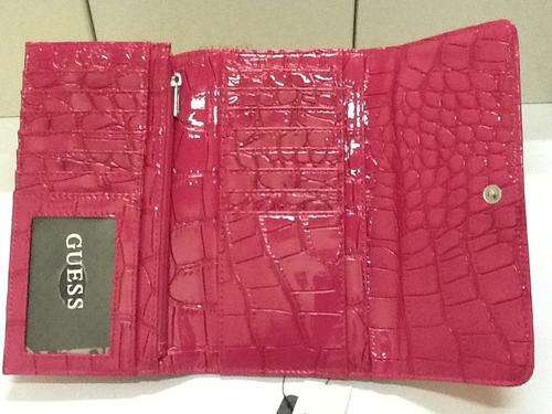 Guess Pink