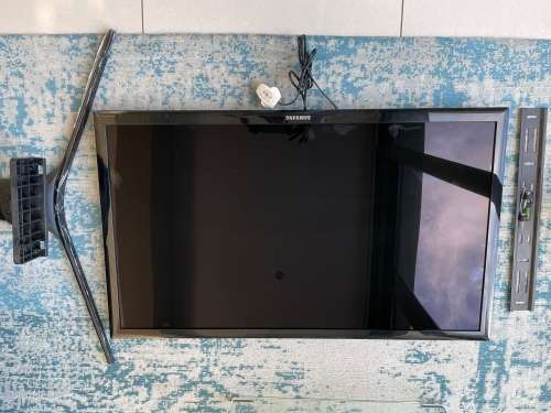 Samsung 40` Full HD LED TV