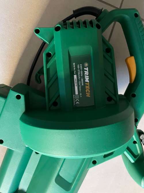 TRIMTECH GARDEN VACCUUM BLOWER