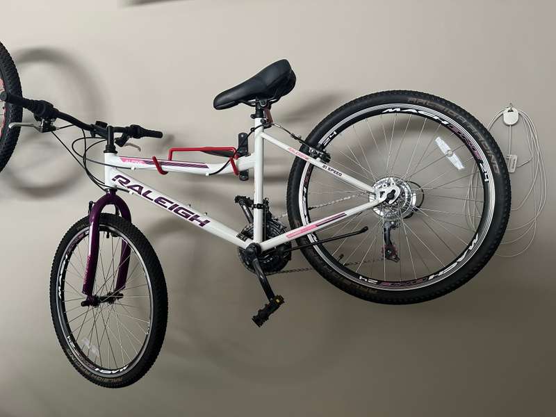 RALEIGH 24 ALPINE MOUNTAIN BIKE