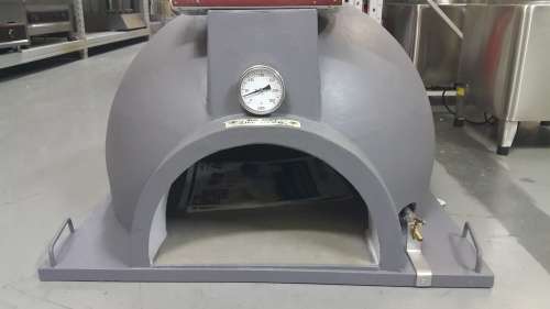 PORTABLE WOOD FIRED / GAS FIRED PIZZA OVEN - BEST OVEN ON THE MARKET DUE TO IGLOO SHAPE