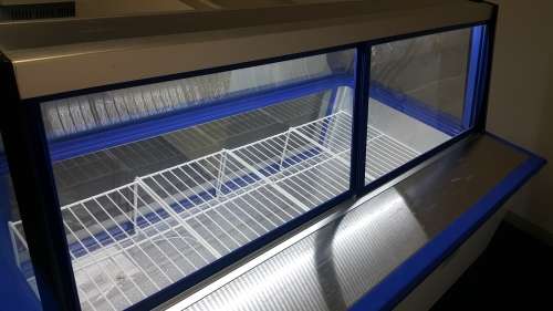 MEAT DISPLAY FRIDGE - CURVED GLASS - DELI BUTCHERY FRONT DISPLAY - DISPLAY FRIDGE FOR BUTCHER 1.5 M
