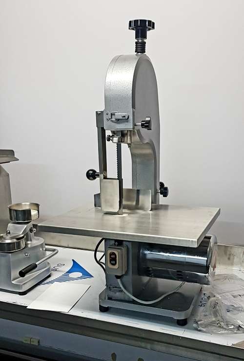 BAND SAW FOR SALE - MEAT CUTTER BANDSAW - ELECTRIC MEAT BONE SAW - J 210 MEAT SAW