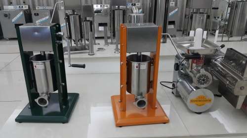 SAUSAGE FILLER MACHINE 10L - SAUSAGE MAKING MACHINE FOR SALE - WORS STOPPER