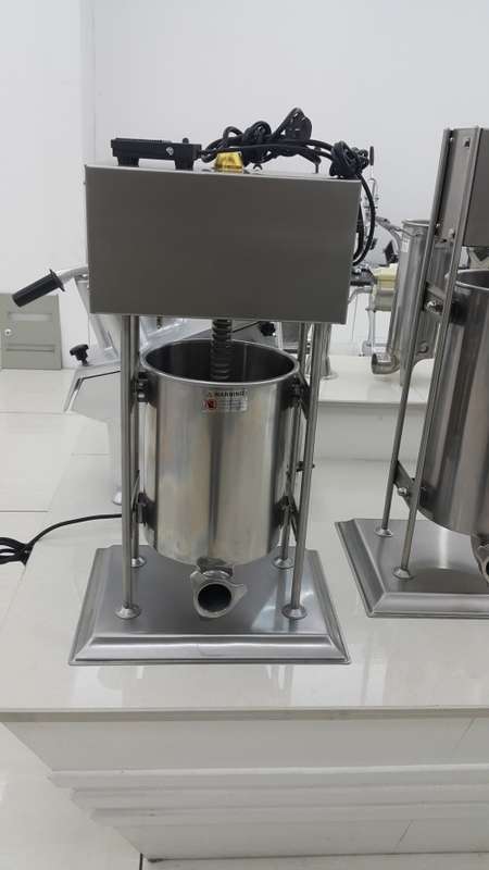 SAUSAGE FILLER MACHINE 10L - SAUSAGE MAKING MACHINE FOR SALE - WORS STOPPER