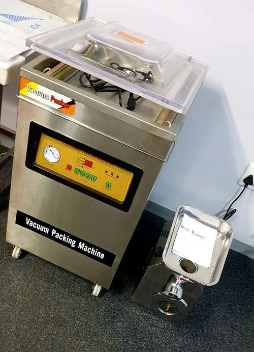 VACUUM SEALER DZ 400S -- VACUUM PACKAGING MACHINE -- CHAMBER VACUUM SEALER -- MEAT SEALER FOR SALE