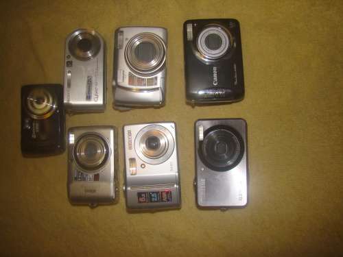 DIGITAL PHOTO CAMERAS