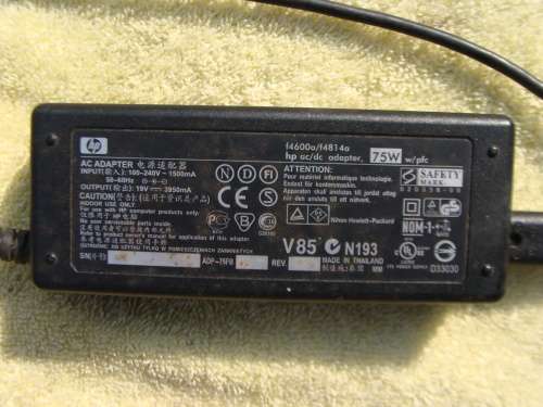 ORIGINAL  HP    LAPTOP CHARGER