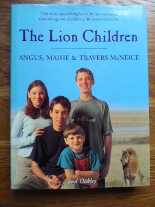 THE LION CHILDREN. Maun - Okavango Delta
