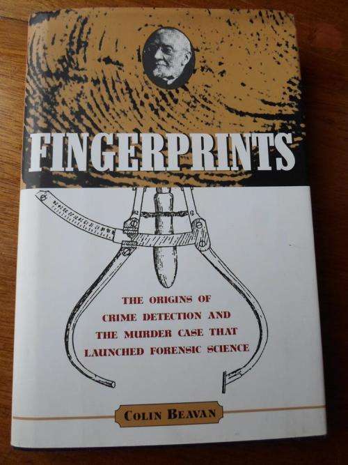 FINGERPRINTS . Colin Beavan
