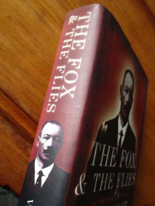 SIGNED by C van Onselen. THE FOX & THE FLIES - The World of Joseph Silver