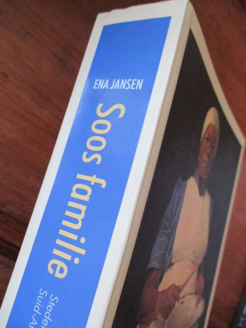 SOOS FAMILIE. Stedelike huiswerkers in Suid-Afrika tekste. Ena Jansen