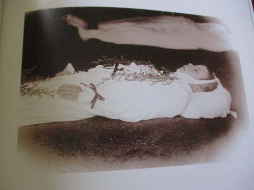 SUFFERING OF WAR - a photographic portrayal of the suffering in the ANGLO-BOER WAR