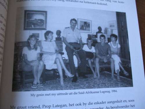 GETEKEN. WELTEVREDEN  `n Outobiografie deur Lourens Jonker