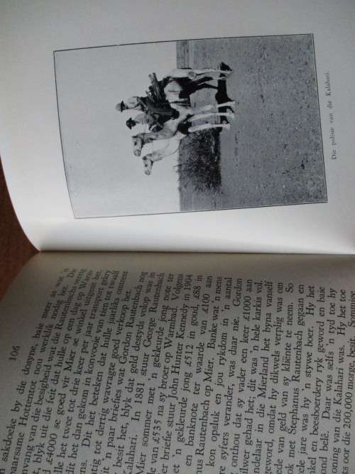 PIONIERS VAN DIE DORSLAND  Dr. P.J. v.d. Merwe