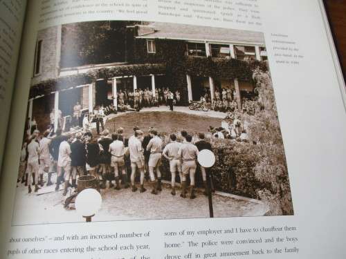 TO SERVE THE FUTURE HOUR  A History of St Stithians College  1953-2003  WALTER MACFARLANE
